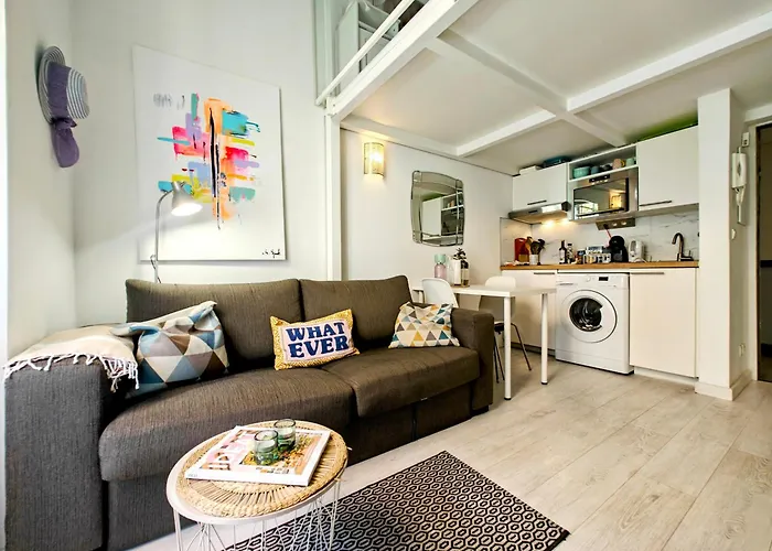 Duplex Central Close Beaches And Shops And Balcony