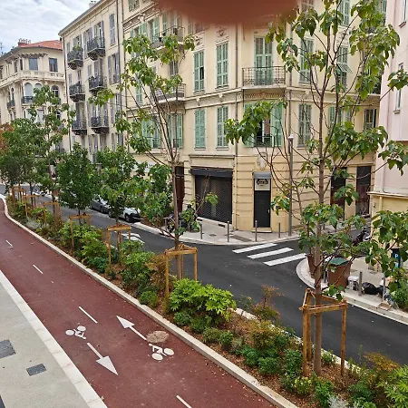 Duplex Central Close Beaches And Shops And Balcony 아파트 니스