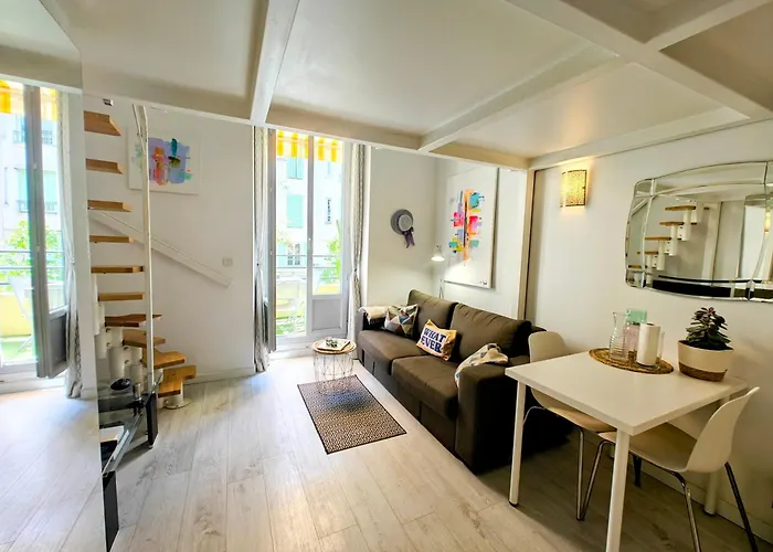 Duplex Central Close Beaches And Shops And Balcony Апартаменты Ницца